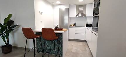 Inf1.1d Modern City Flat Near Beach & old Town