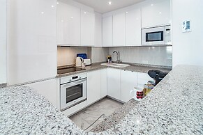 Rg325 - Great 2 Bed Apt, Close to Puerto Banus