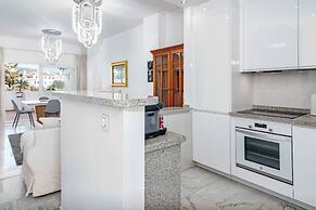 Rg325 - Great 2 Bed Apt, Close to Puerto Banus