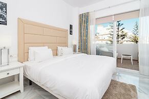 Rg325 - Great 2 Bed Apt, Close to Puerto Banus
