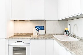 Rg325 - Great 2 Bed Apt, Close to Puerto Banus