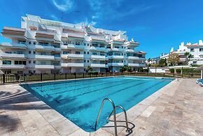 Rg325 - Great 2 Bed Apt, Close to Puerto Banus
