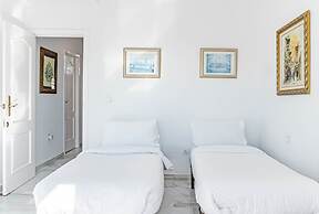 Rg325 - Great 2 Bed Apt, Close to Puerto Banus