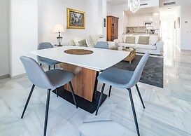 Rg325 - Great 2 Bed Apt, Close to Puerto Banus