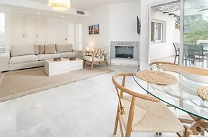 Lnm5.30 - Great Location With Private Roof Terrace