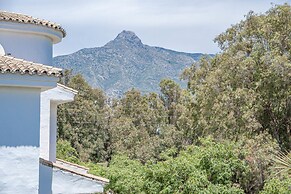 Lnm5.30 - Great Location With Private Roof Terrace