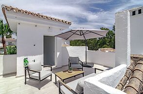 Lnm5.30 - Great Location With Private Roof Terrace