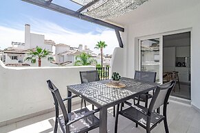 Lnm5.30 - Great Location With Private Roof Terrace