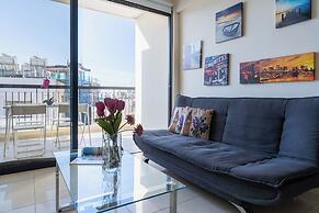 Glade - 1 BR Apt. & Balcony in Larnaca