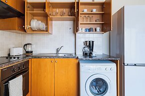 Glade - 1 BR Apt. & Balcony in Larnaca