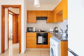 Glade - 1 BR Apt. & Balcony in Larnaca