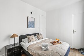 Bright 1BR Steps from Canal Saint-Martin