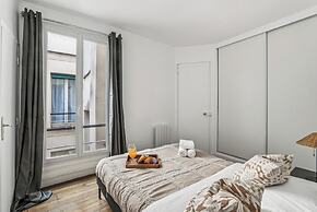 Bright 1BR Steps from Canal Saint-Martin