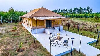 Click Collection Serenity Retreat