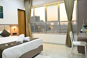 Hotel City Center Executive Magarpatta
