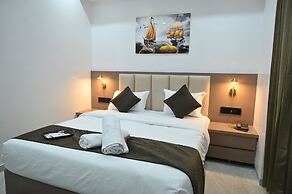 Hotel City Center Executive Magarpatta