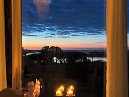 Cheerful Cabin With Sauna and Great Views