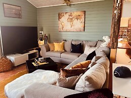 Cheerful Cabin With Sauna and Great Views