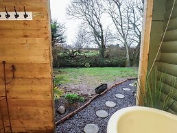 Glan Yr Afon