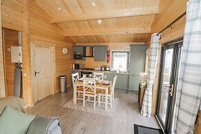 Glenview Log Cabin