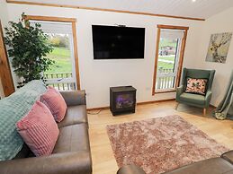 Birch Lodge