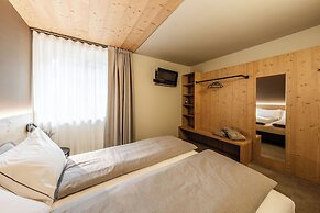 El Giof Alpine Home