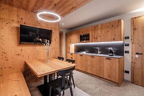 El Giof Alpine Home