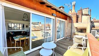 Jacobin - Downtown Rooftop Parking and AC