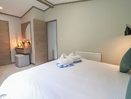 Cedar Lodge 3 Bedrooms