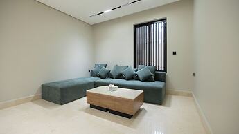Luxury two bedroom Apartment Al Rawdha