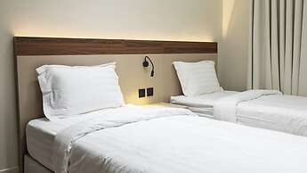 Luxury two bedroom Apartment Al Rawdha