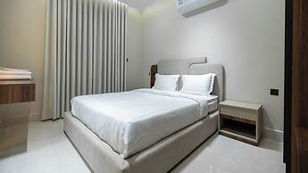 Luxury two bedroom Apartment Al Rawdha