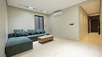 Luxury two bedroom Apartment Al Rawdha
