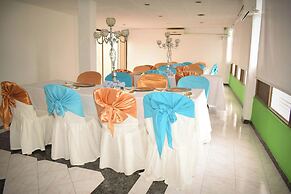 Hotel Dinastia Real