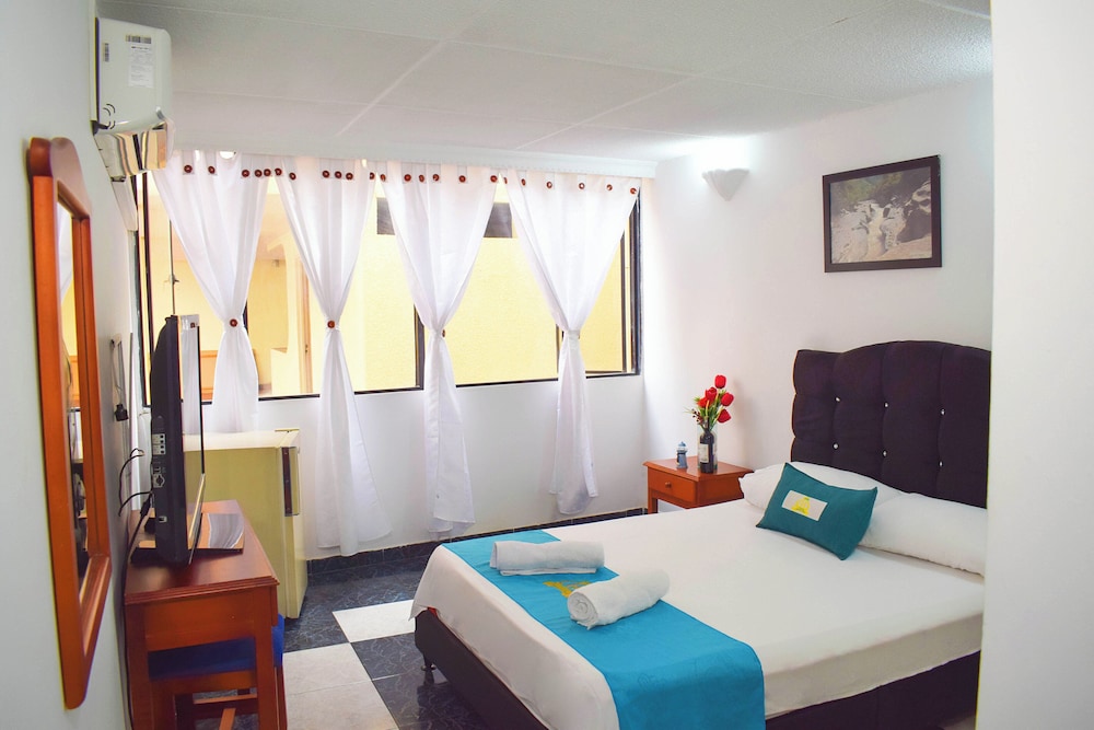 Hotel Dinastia Real