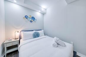 The Dundas Suites