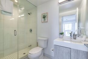 The Dundas Suites