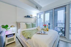The Dundas Suites