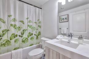 The Dundas Suites