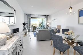 Lae23i- Modern Apartment in Luxury Urbanisation