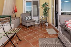 Sat2 - Modern 2 Bedroom Apartment With Ocean View