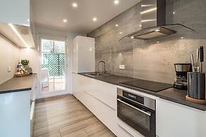 Sat2 - Modern 2 Bedroom Apartment With Ocean View