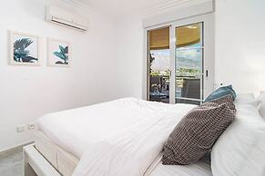 Sat2 - Modern 2 Bedroom Apartment With Ocean View