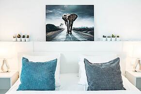 Sat2 - Modern 2 Bedroom Apartment With Ocean View