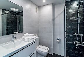 Sat2 - Modern 2 Bedroom Apartment With Ocean View