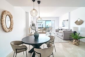 Dja- Modern 2 Bedroom Apartment Close to Beach