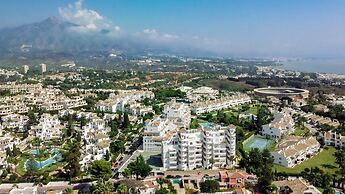 AB3 - Spacious Holiday Home, Puerto Banus