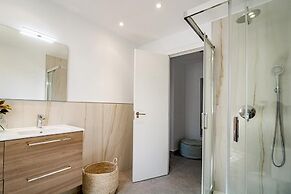 AB3 - Spacious Holiday Home, Puerto Banus