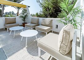 AB3 - Spacious Holiday Home, Puerto Banus