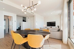 Lm3.52b- Spacious Duplex Penthouse With Panoramic